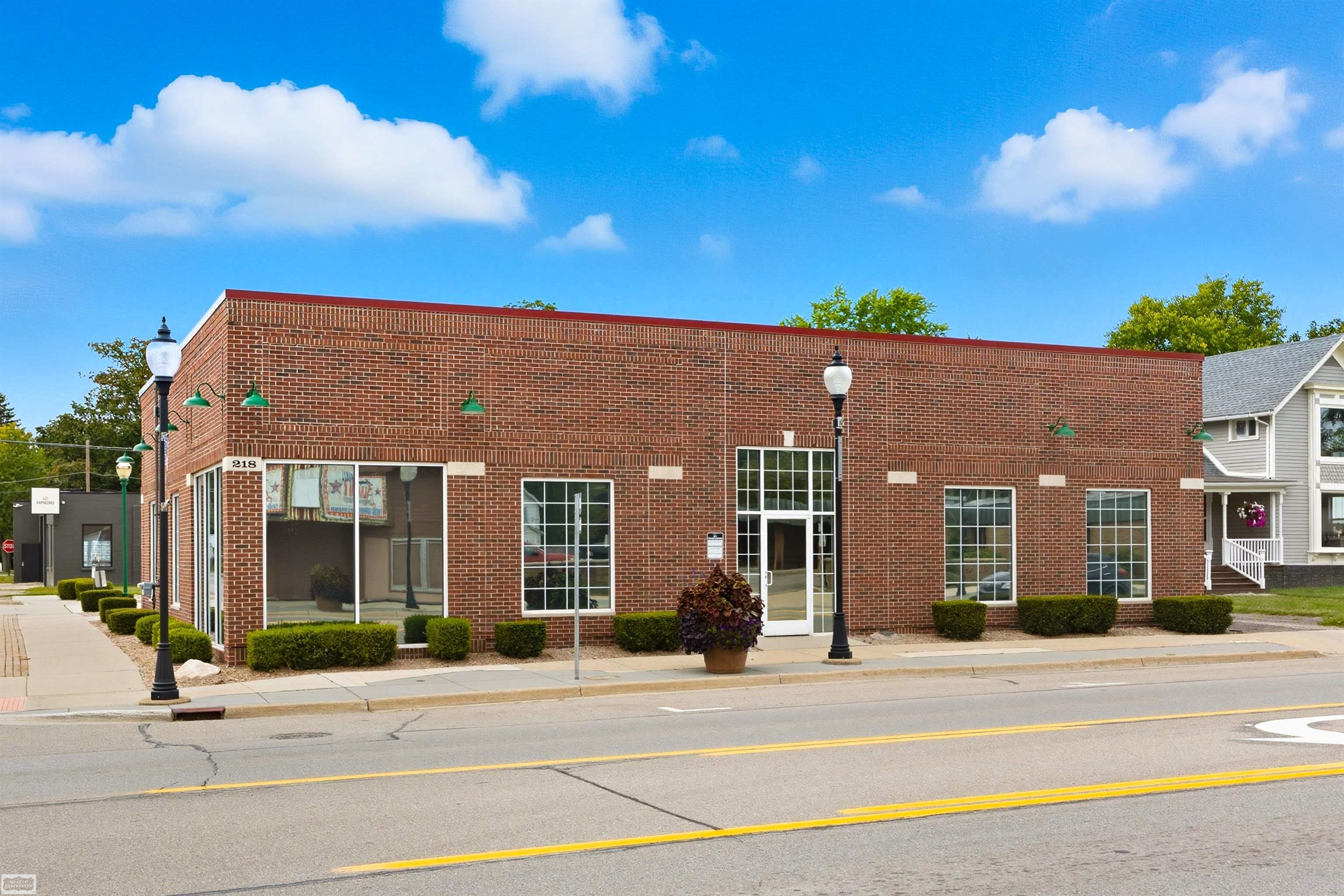 218 S Main Street — photo