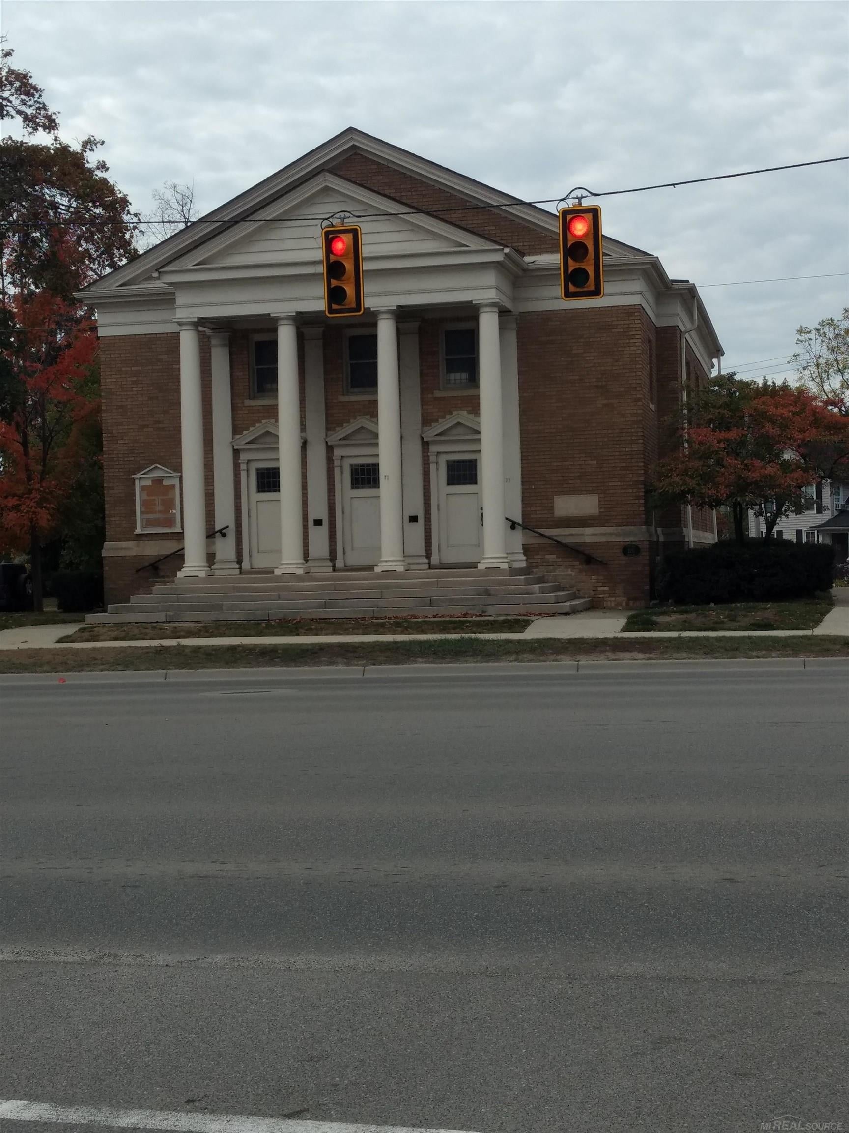 71 S Washington Avenue — photo