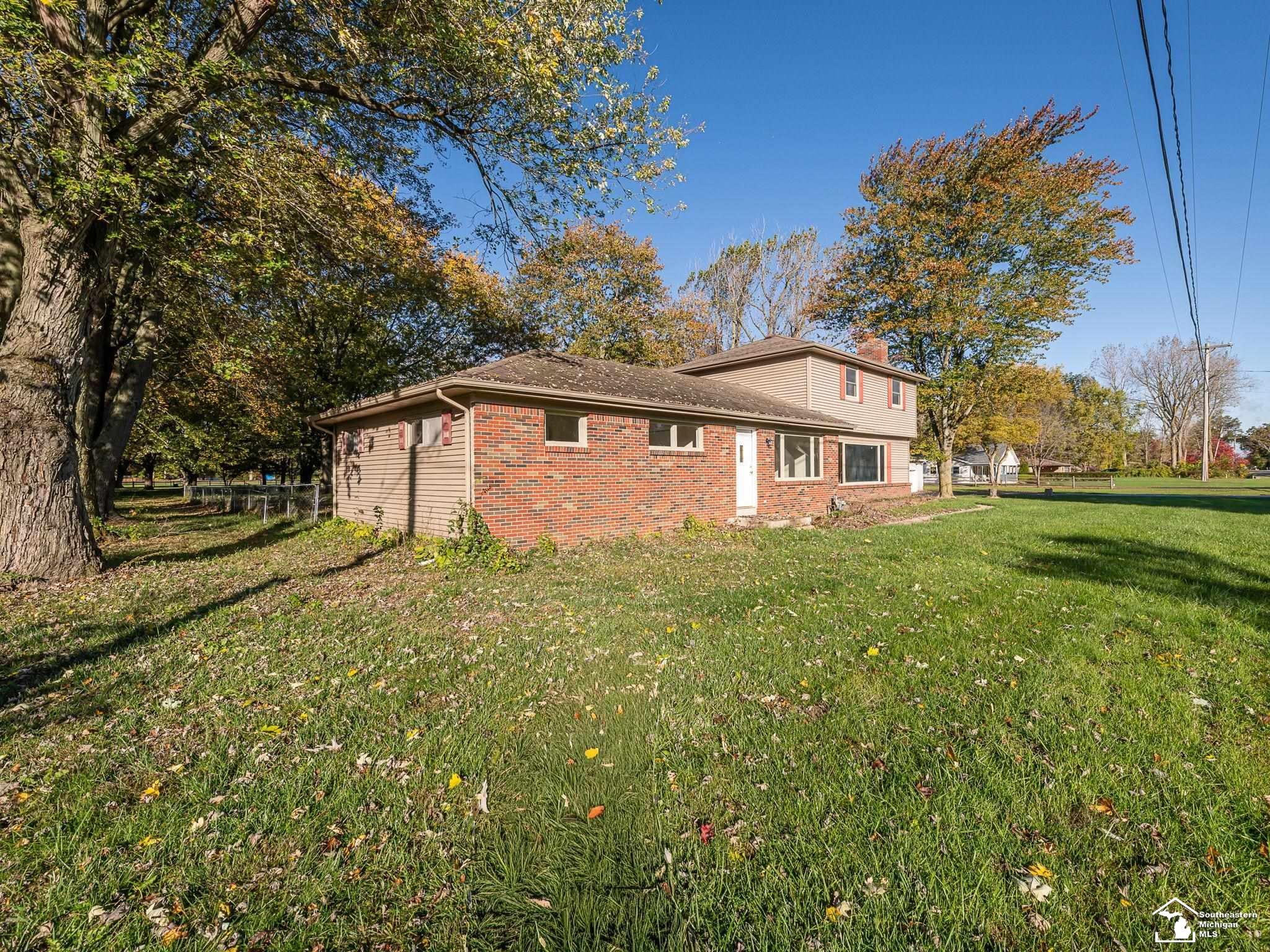 10711 Douglas Road — photo