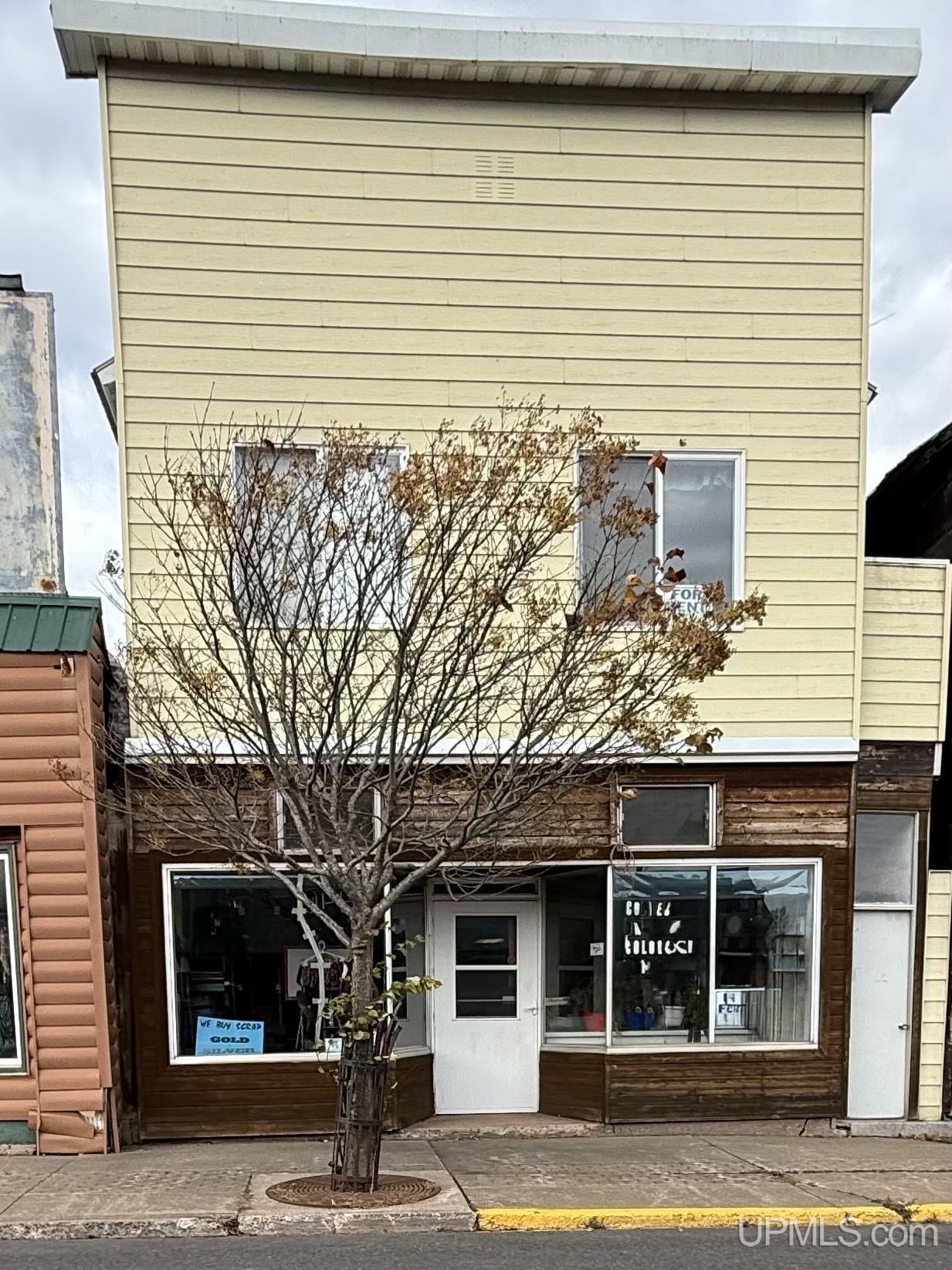 122 W Aurora Street — photo