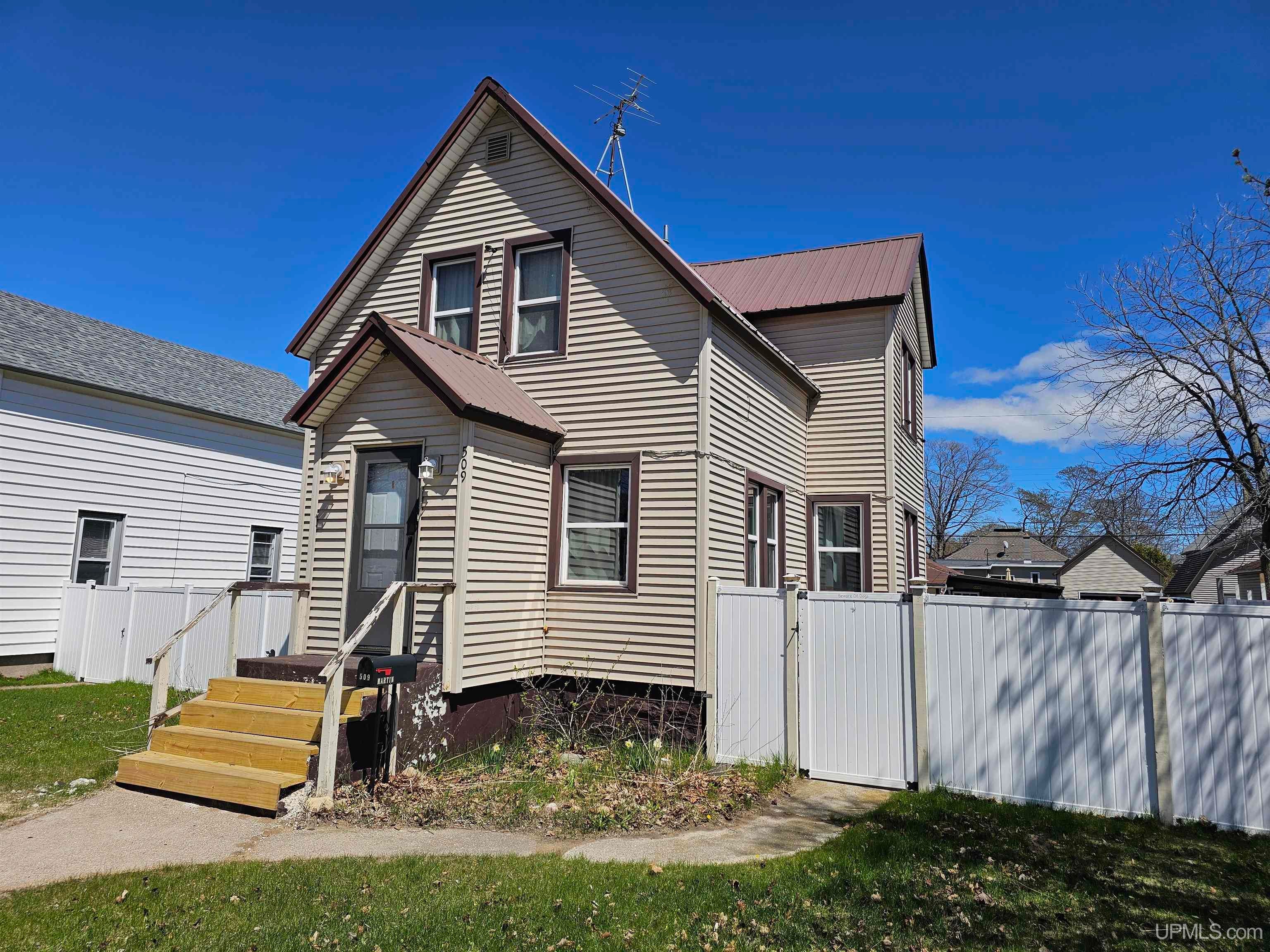 509 S 10th Street — photo