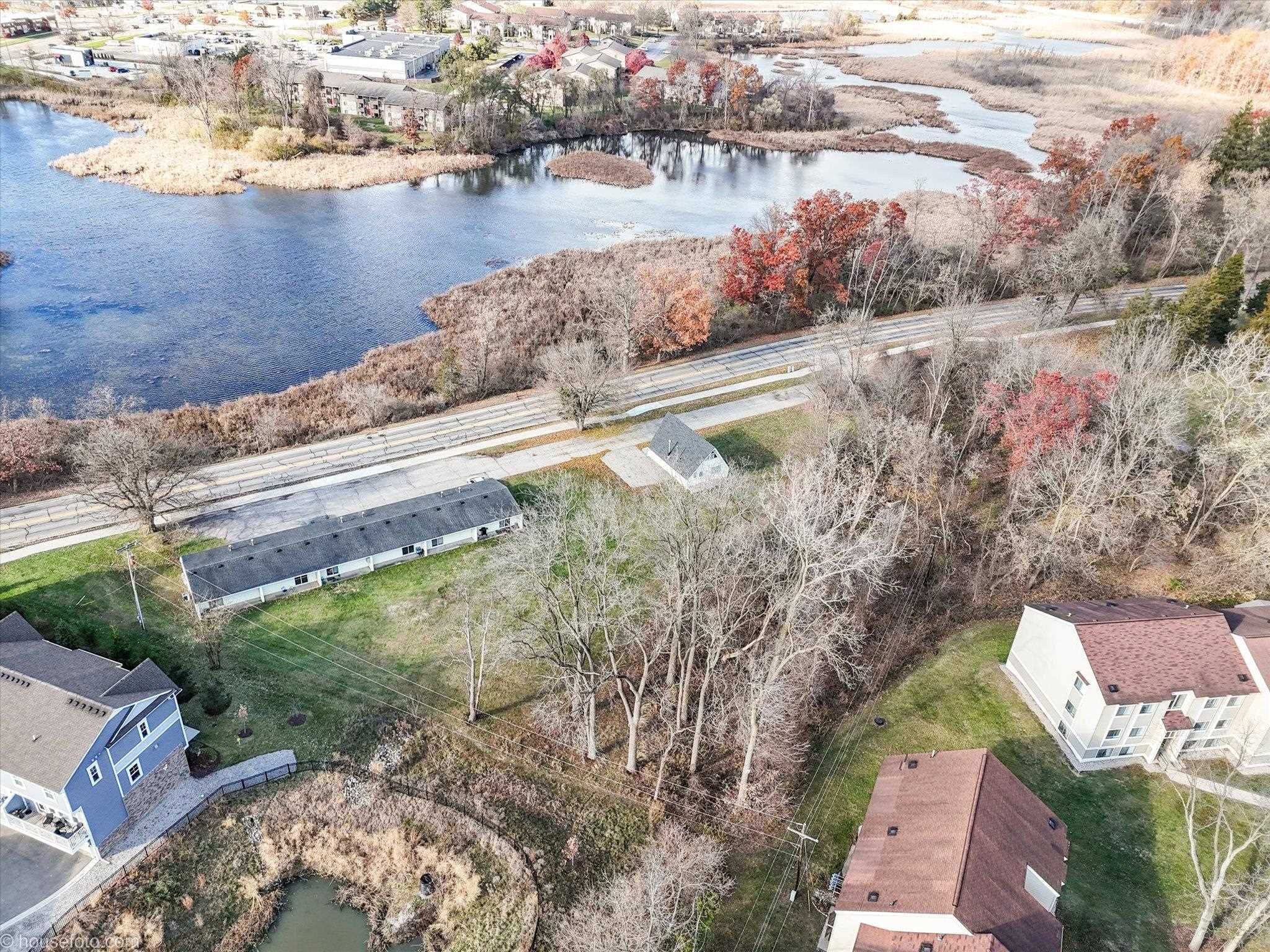 660 Flint Road — photo