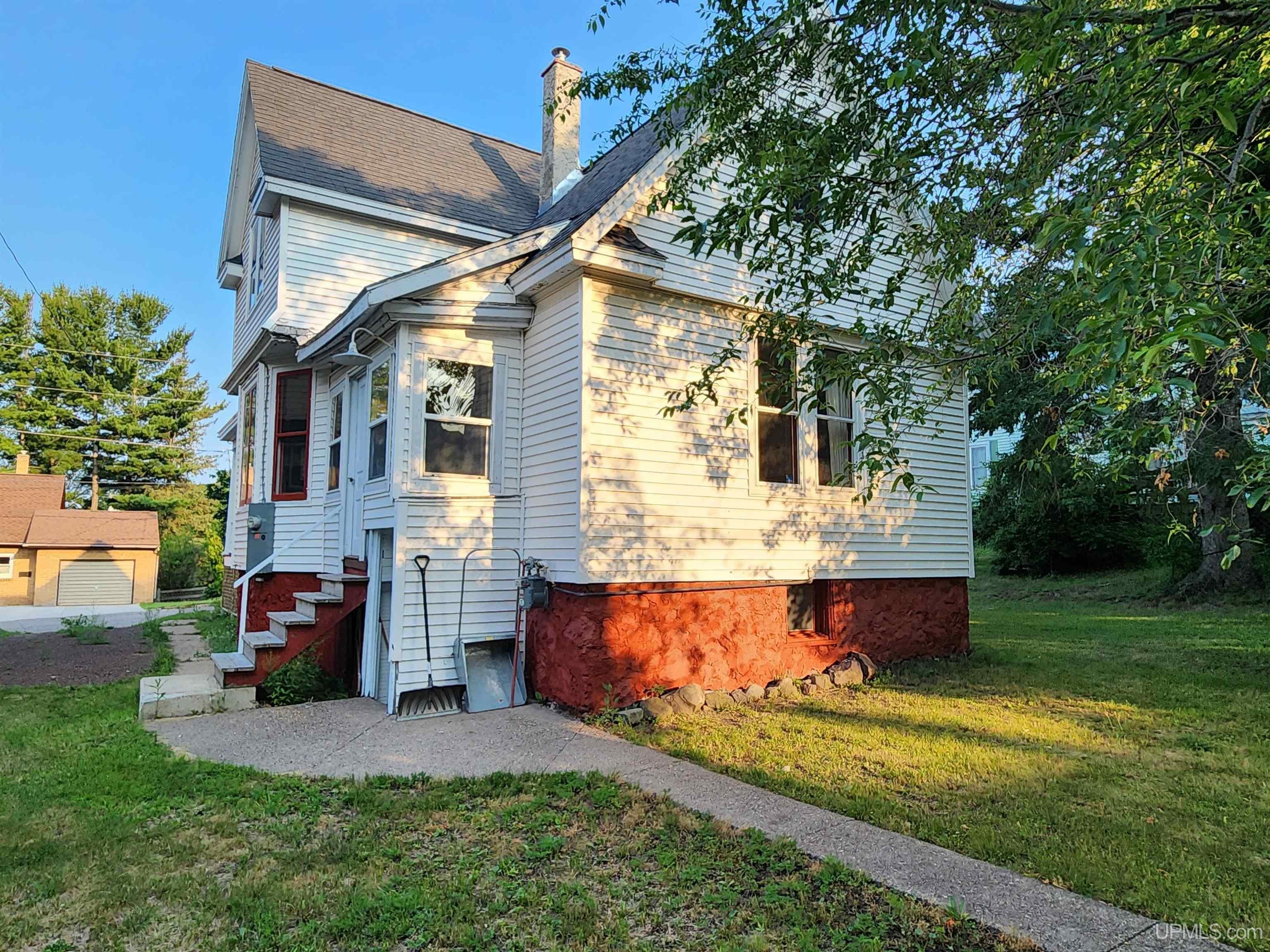 1115 Summit Street — photo