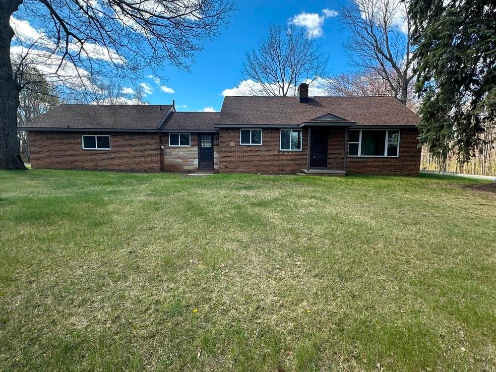 5020 E Arnold Lake Road — photo