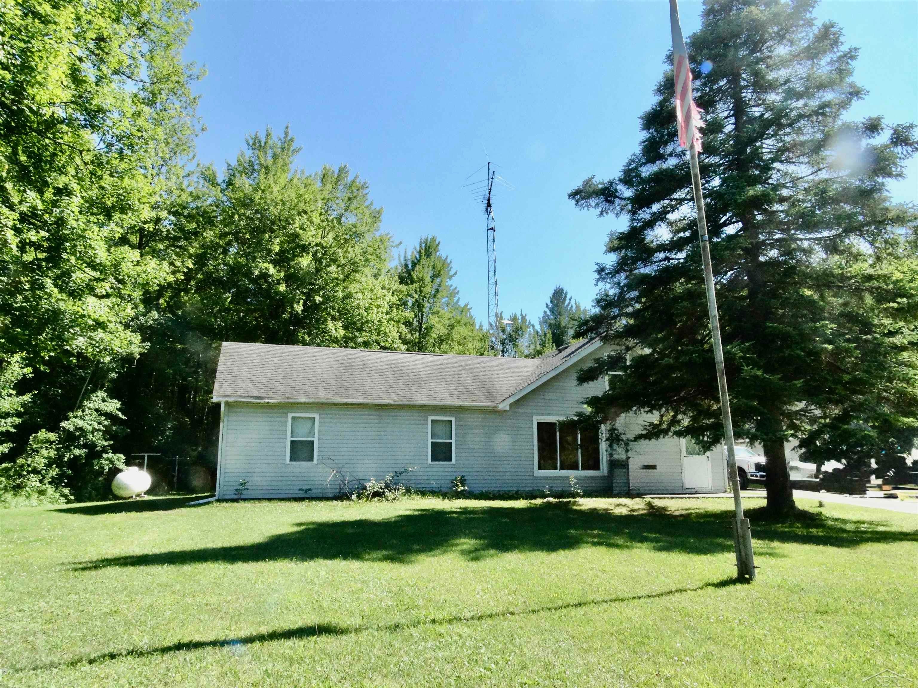 837 W Jose Road — photo