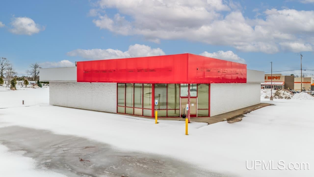 W8145 US2 Highway — photo