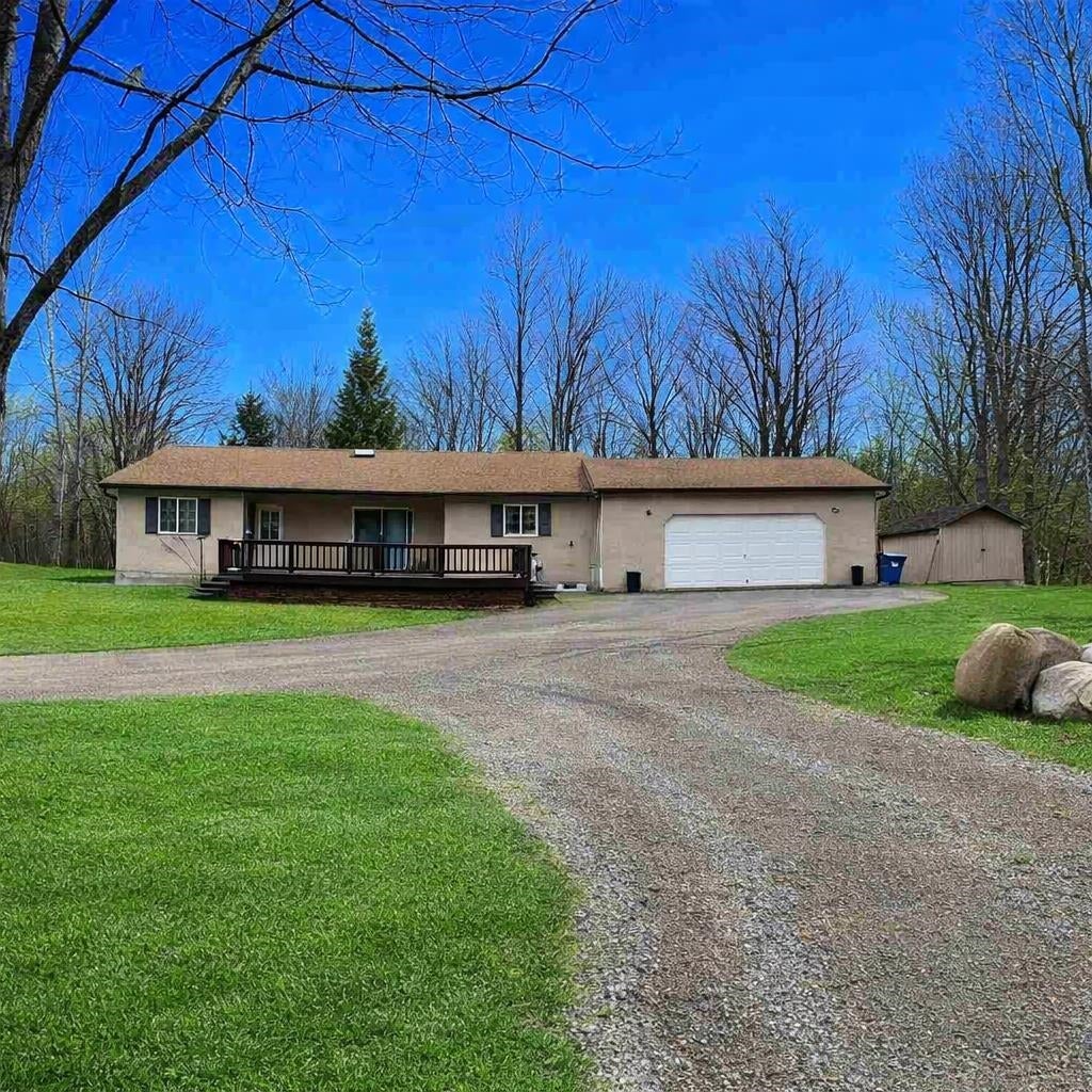 4175 Hicks Road — photo