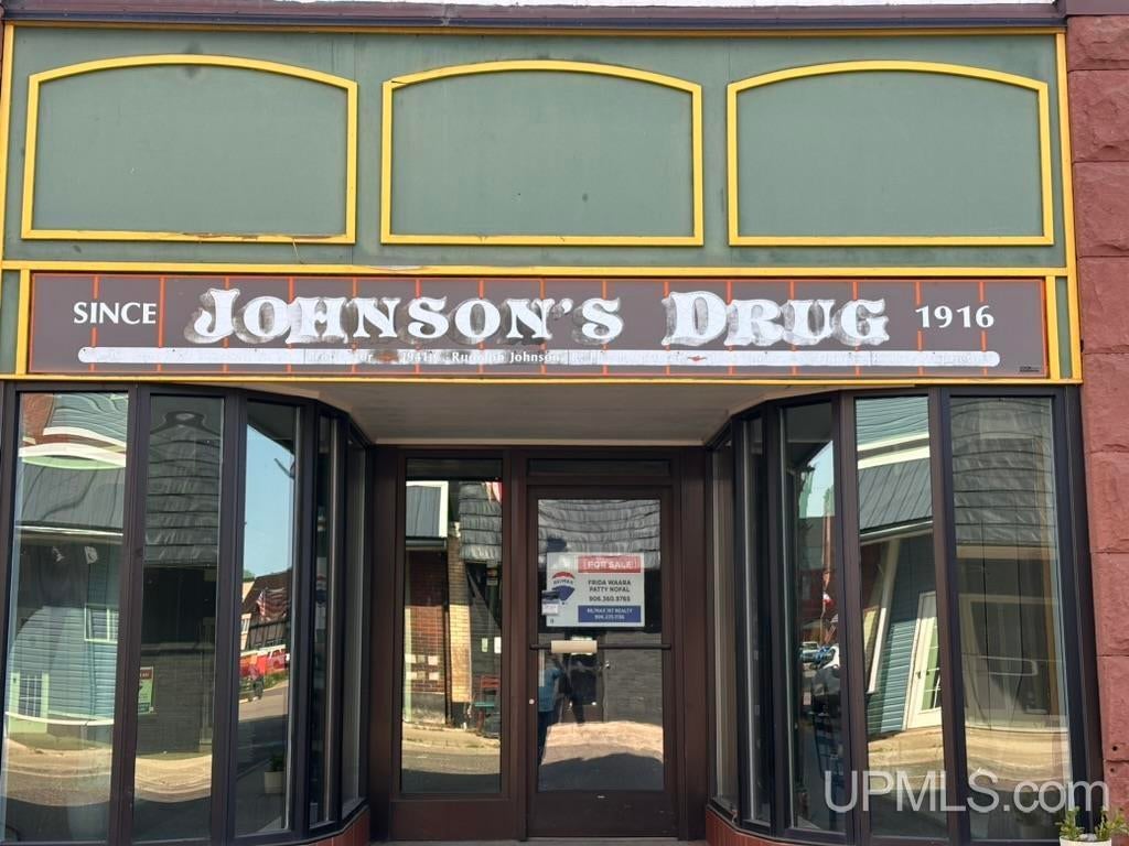 110 S Main Street — photo