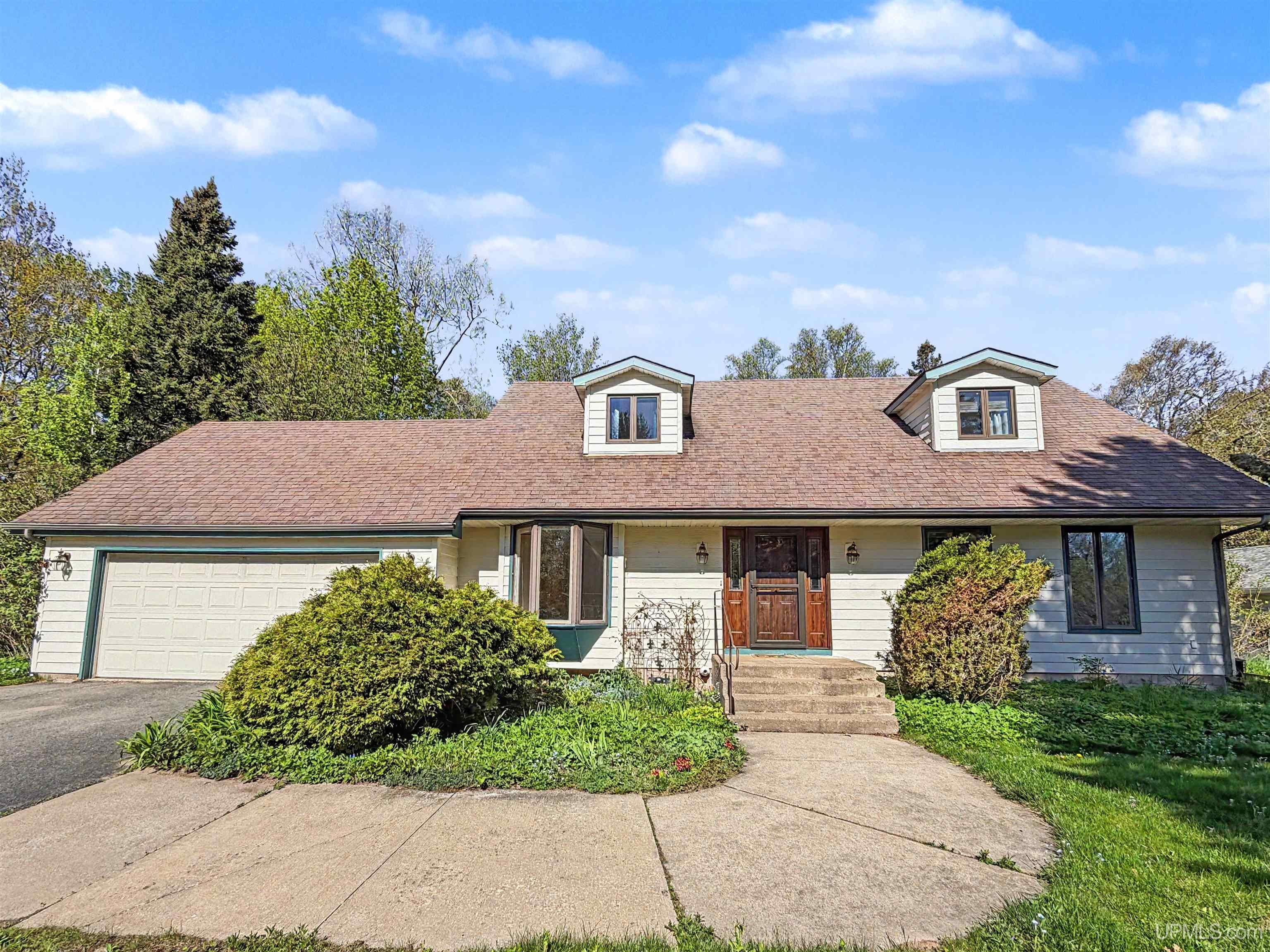 610 Brule Road — photo