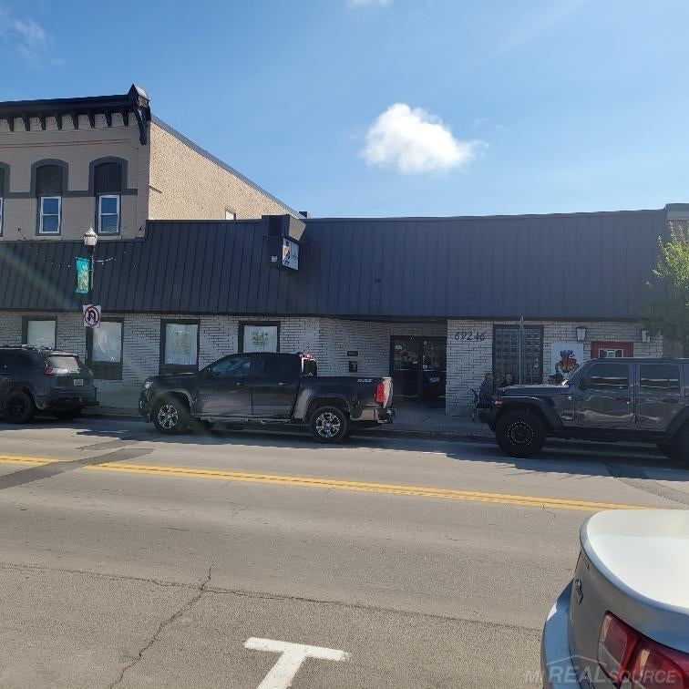 69264 Main Street — photo