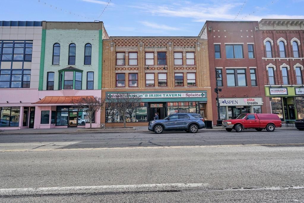 210 Huron Ave. Avenue — photo