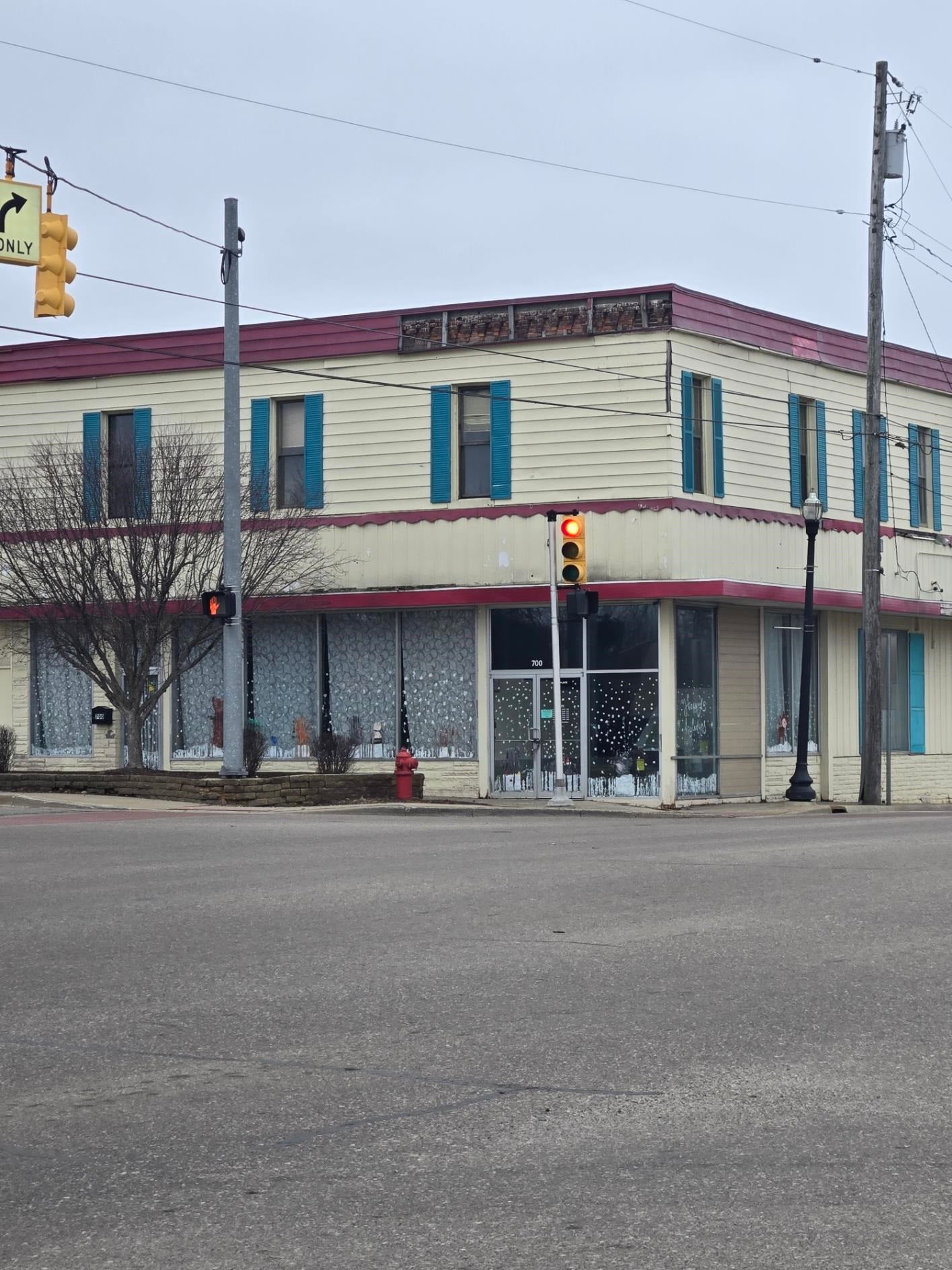 700 E Mount Morris Street — photo