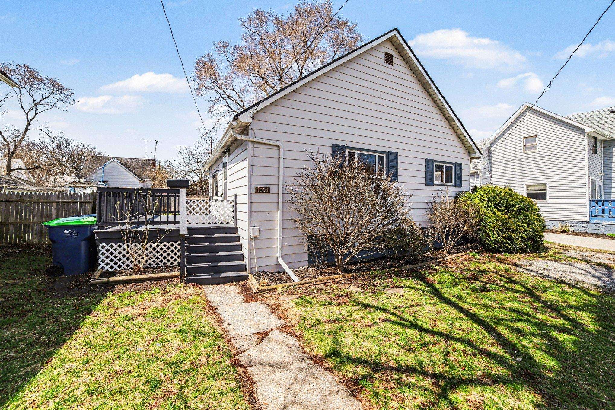 1003 N Linn Street — photo