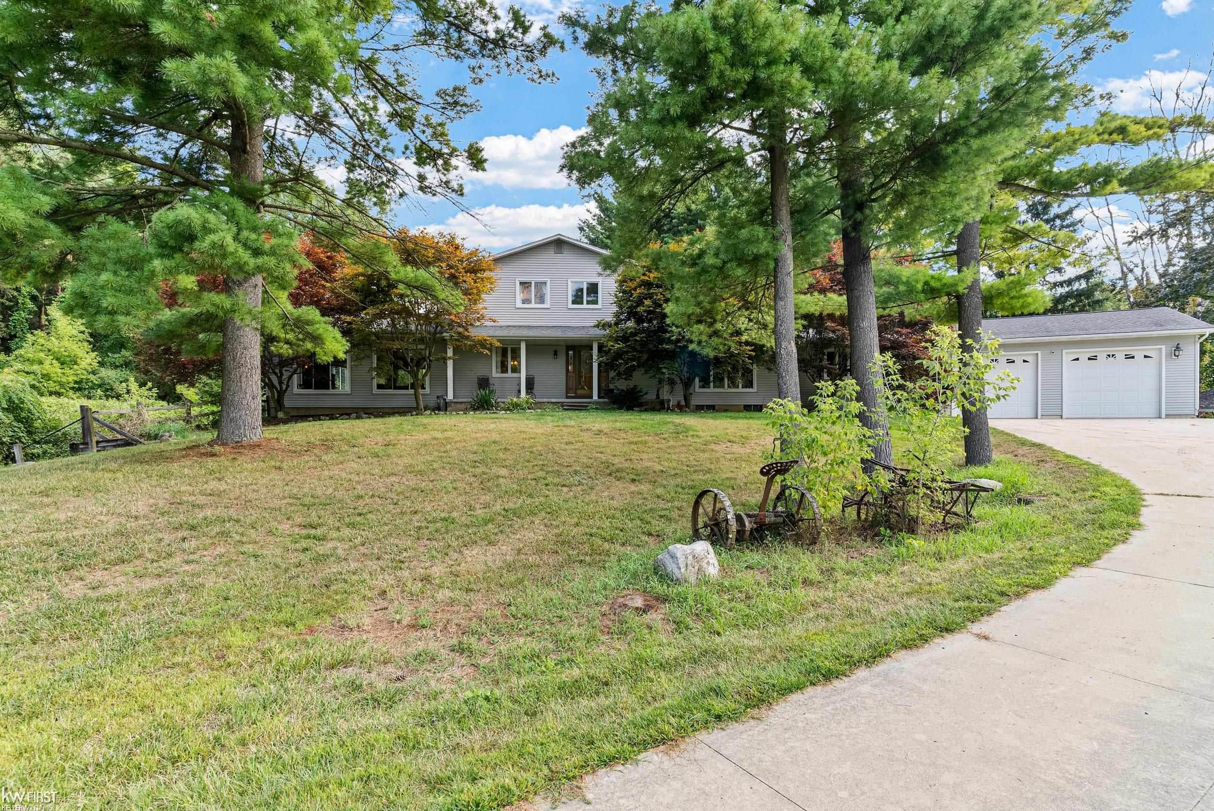 1061 Rose Center Road — photo