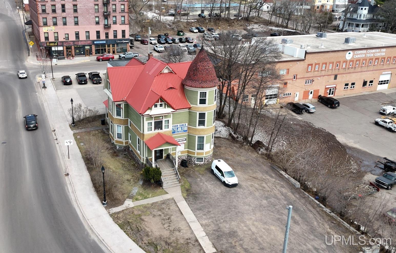 315 Reservation Street — photo