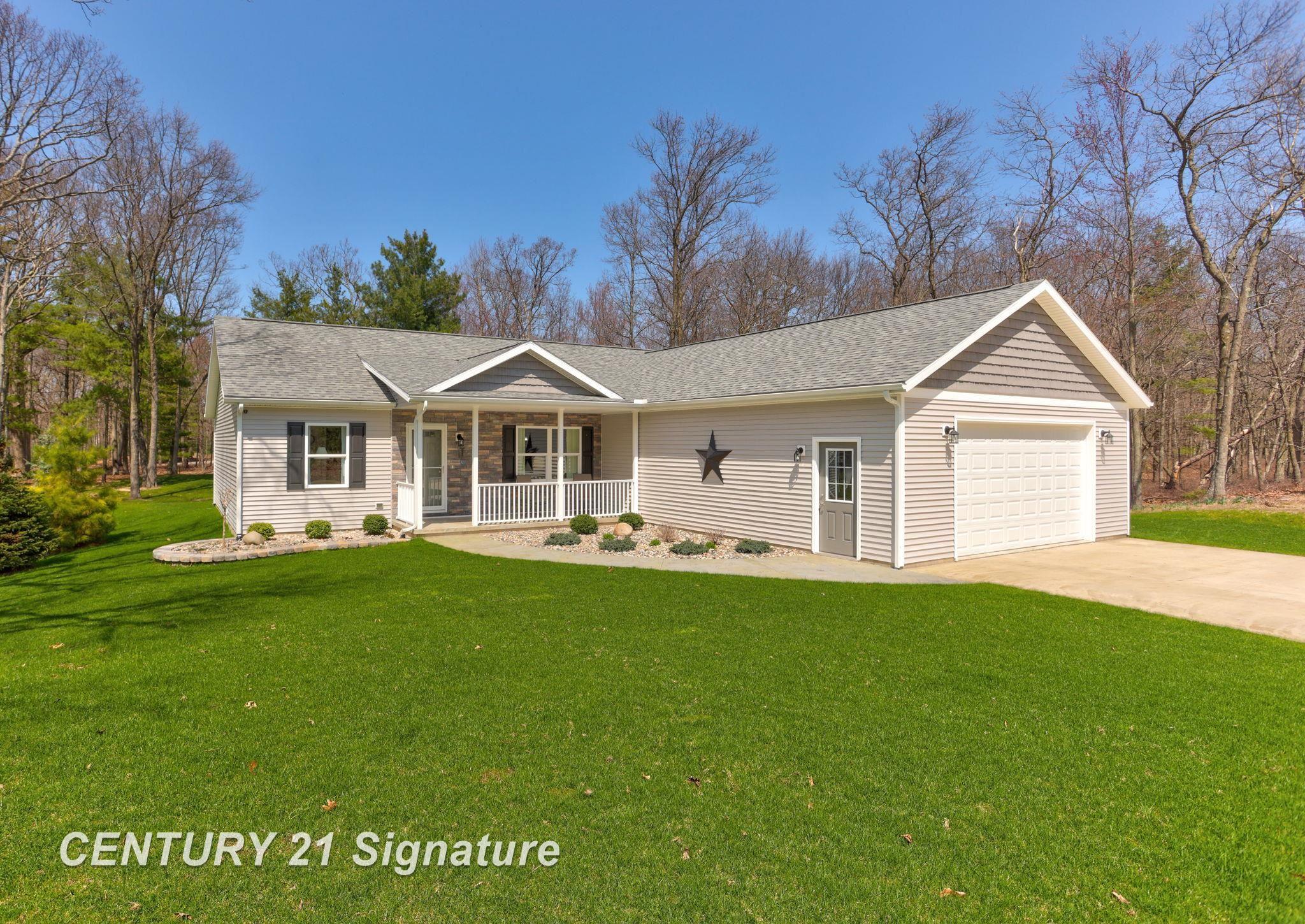 5728 Tipperary Drive — photo