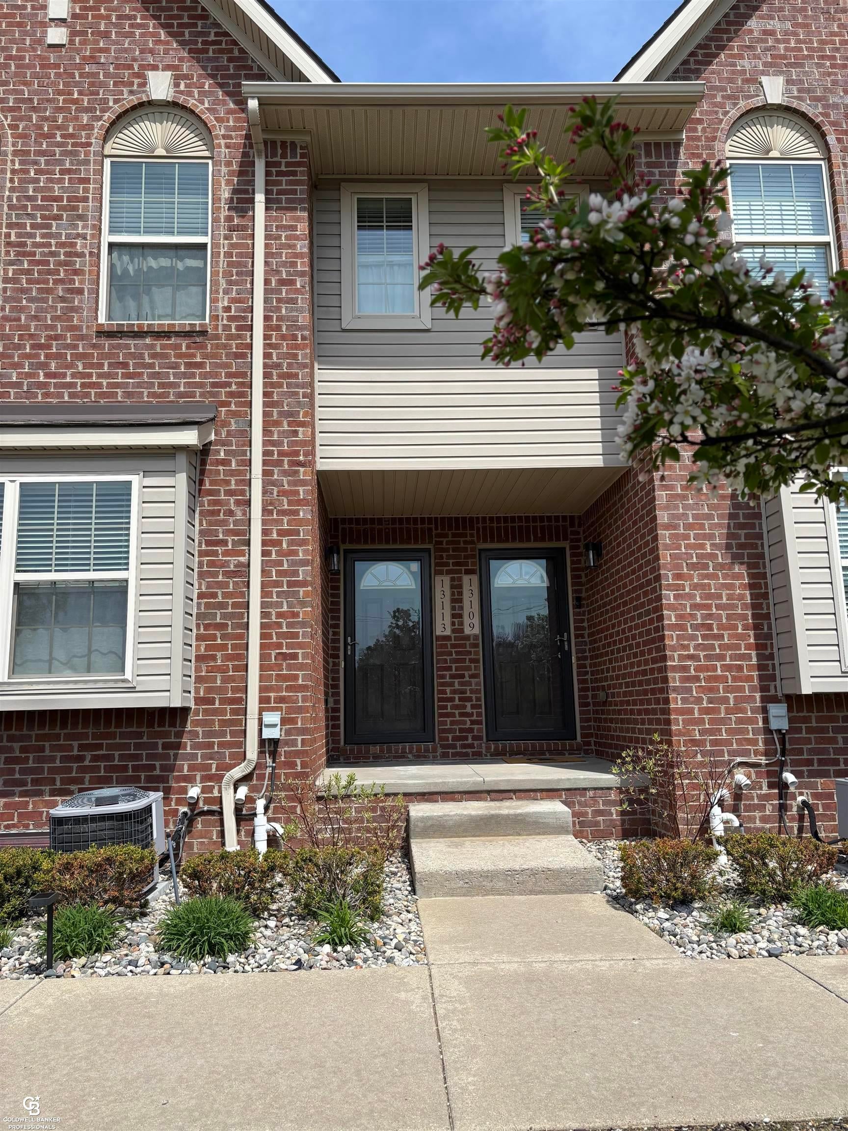 13113 Woodridge Circle 7 — photo