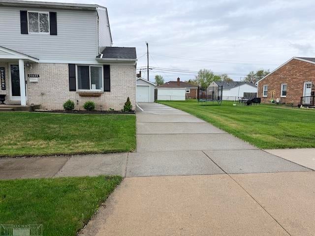 31635 Couchez Street — photo
