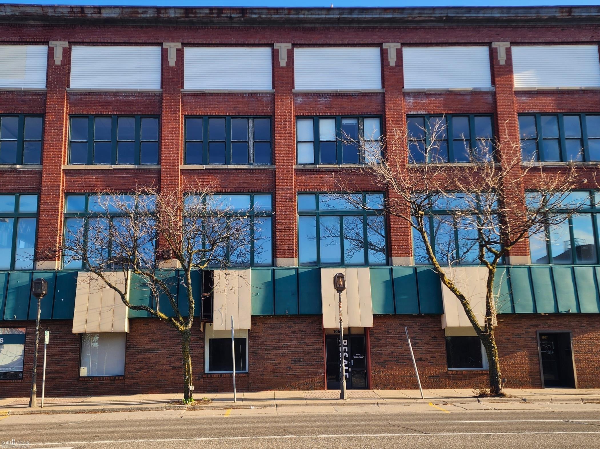 105 W Main Street — photo