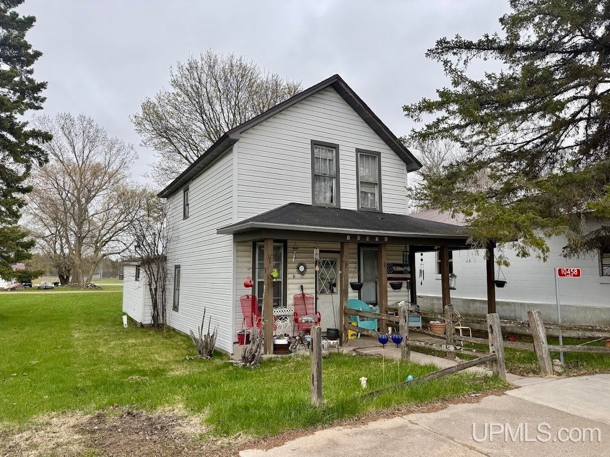 10458 S Main Street — photo