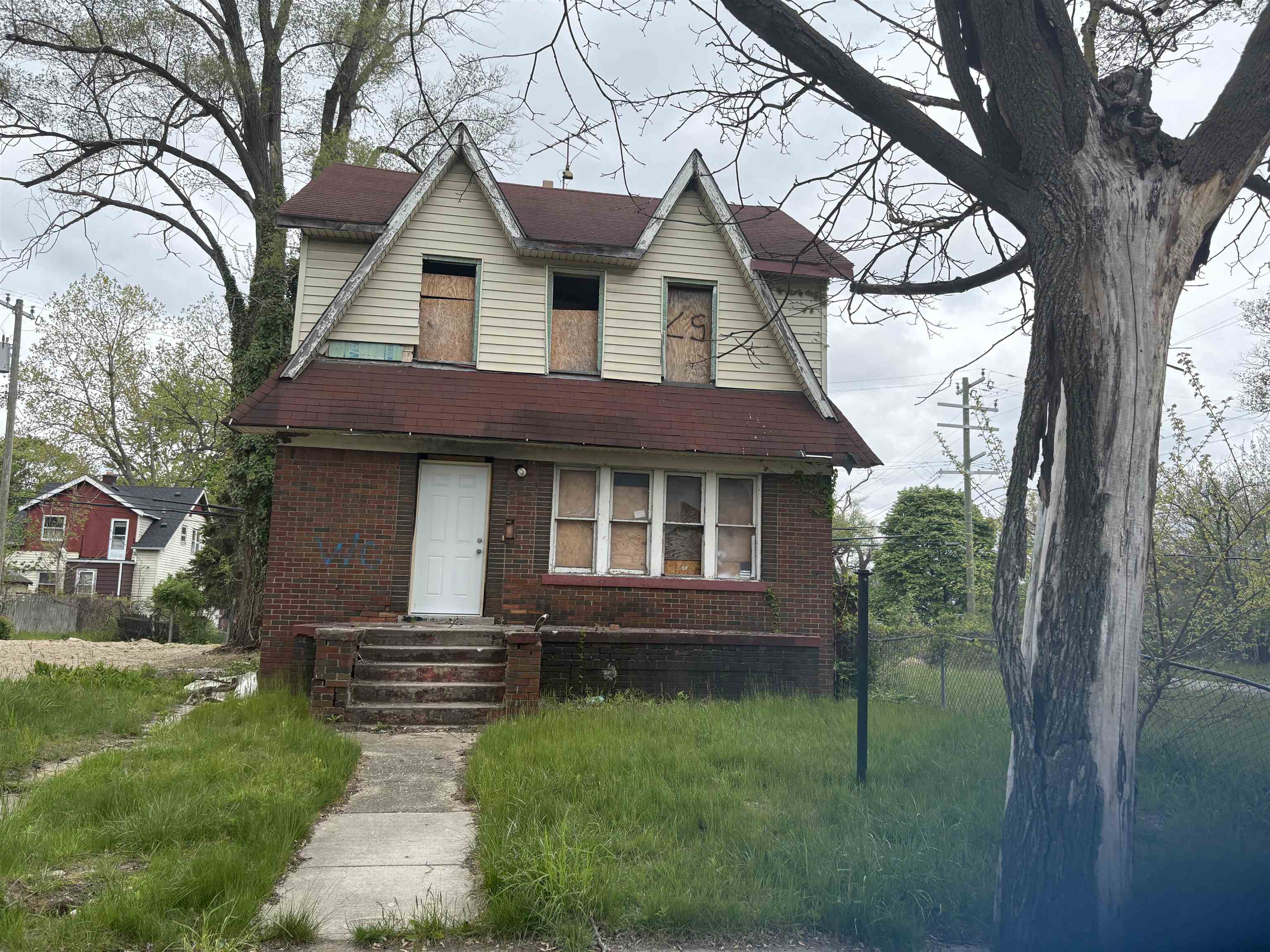 20257 Omira Street — photo