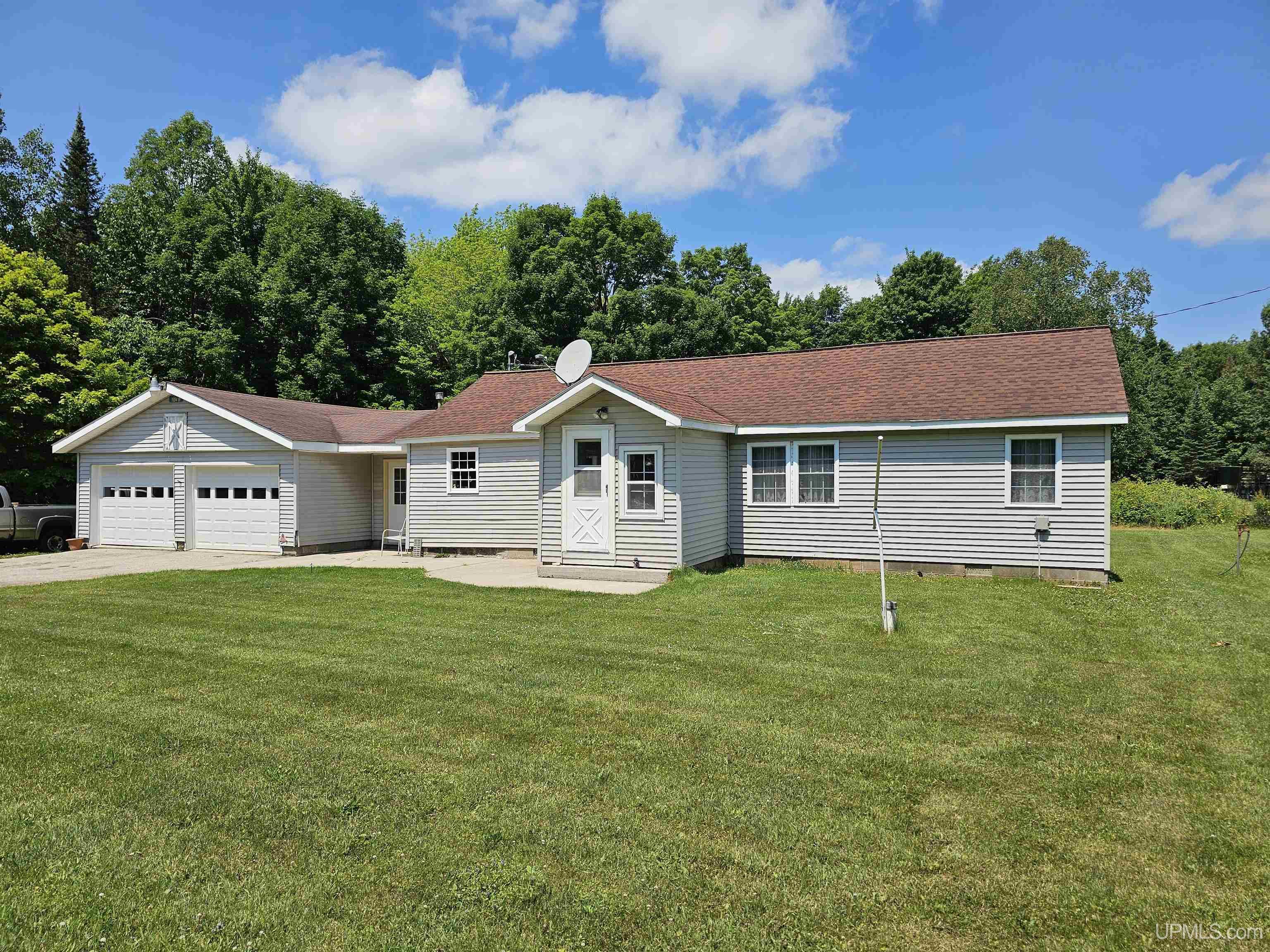 1694 W Quarry Road — photo