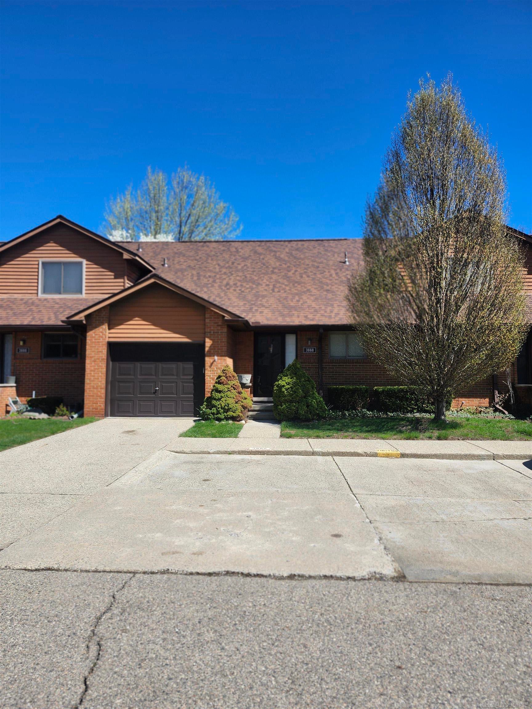 3668 Old Creek Road — photo