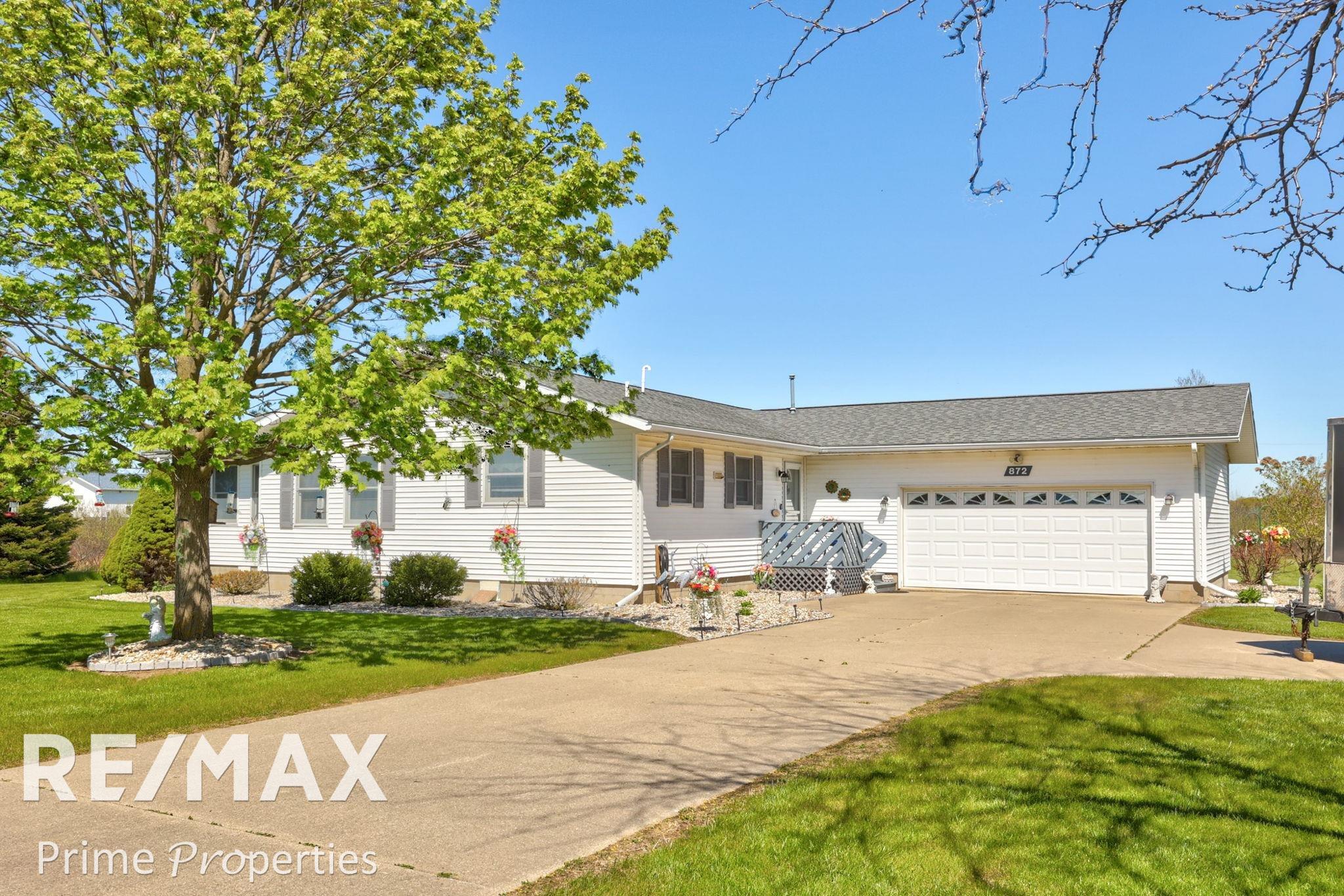 872 Huron Crest Drive — photo