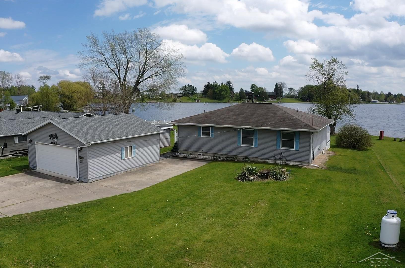 3045 W Lakeside Drive — photo