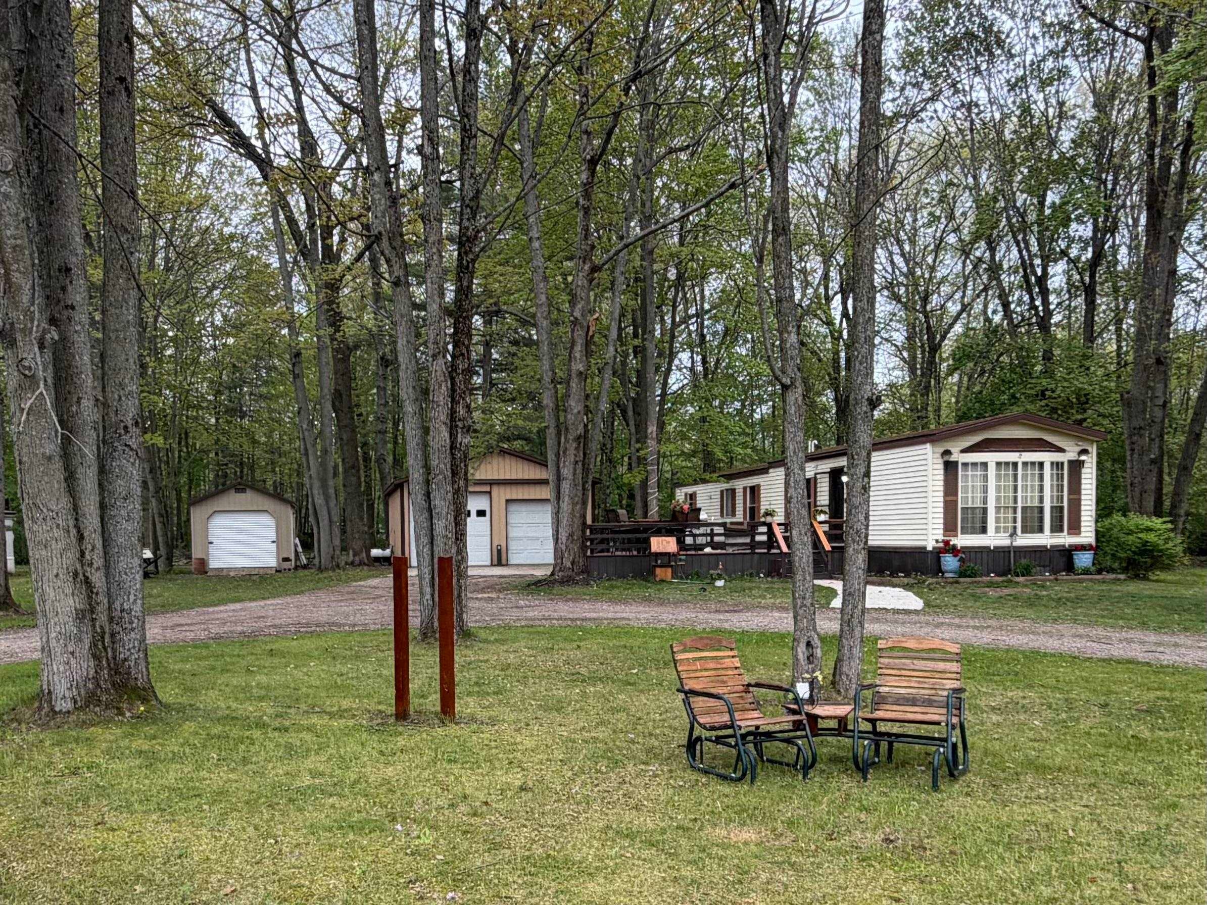 2245 Edgewood Drive — photo