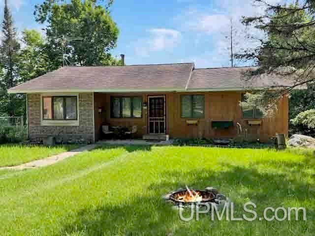 295 Wilderness Way — photo