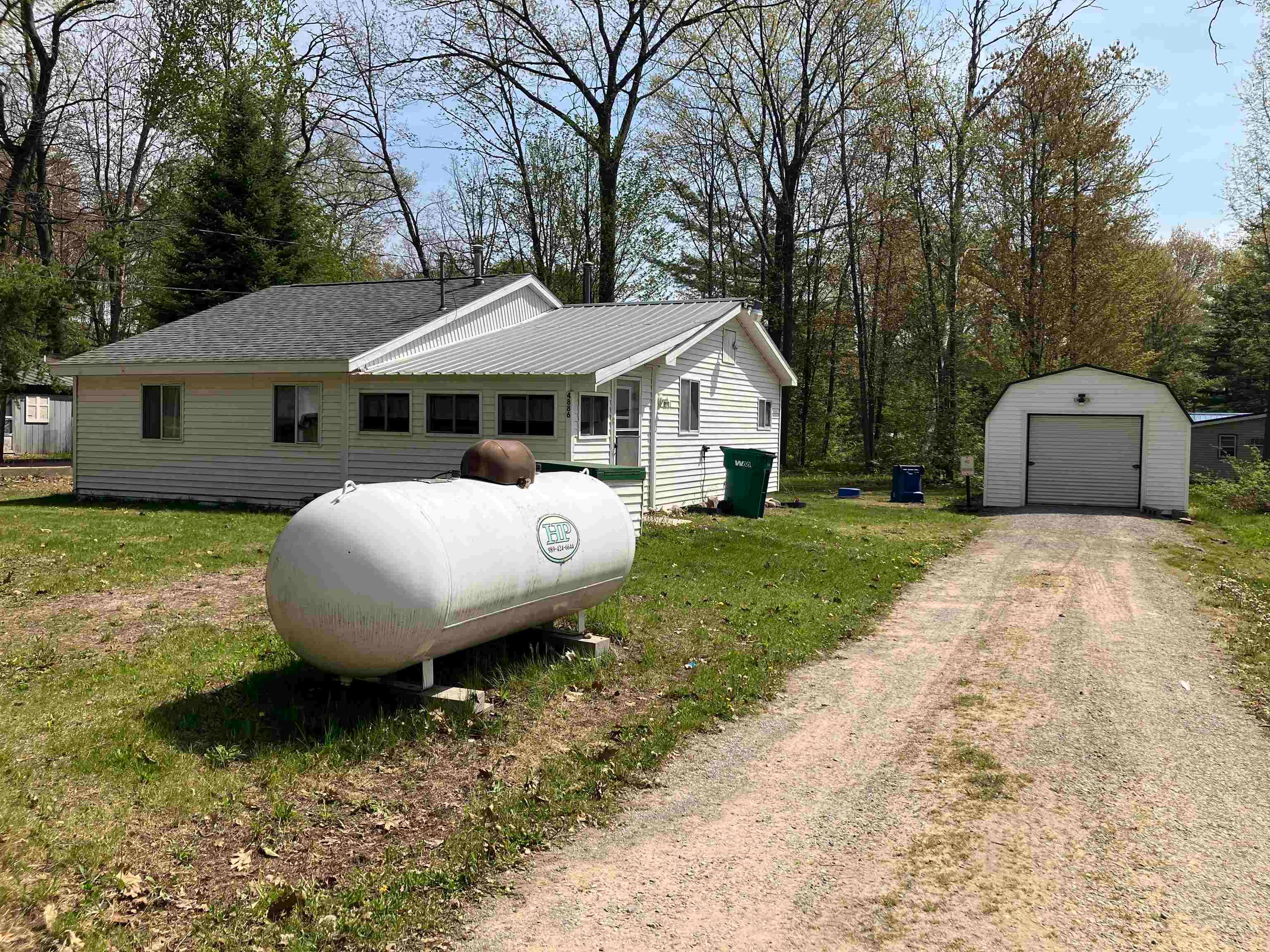 4886 Maplewood Street — photo