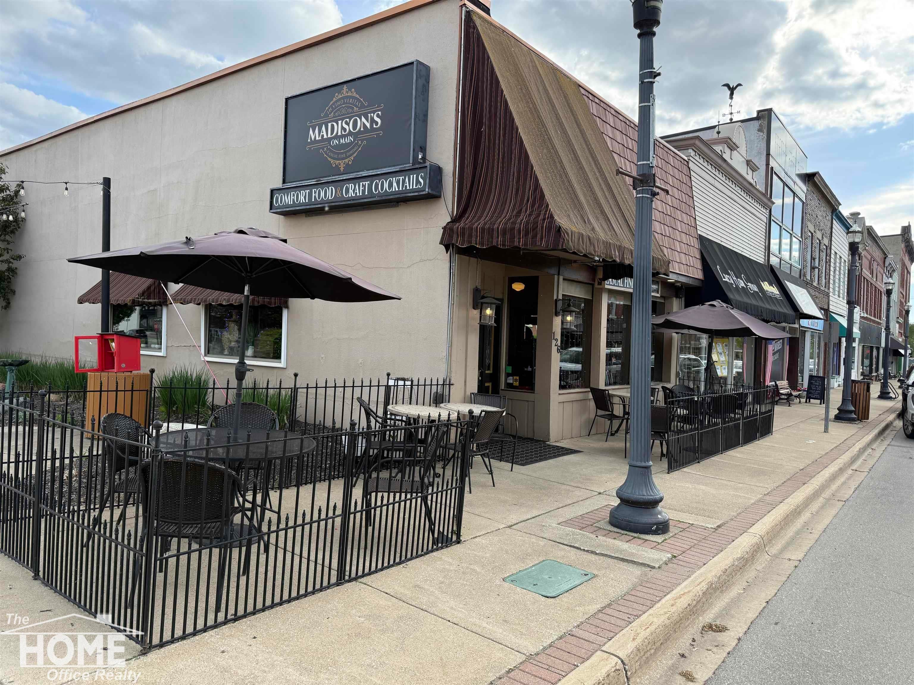 126 E Main Street — photo
