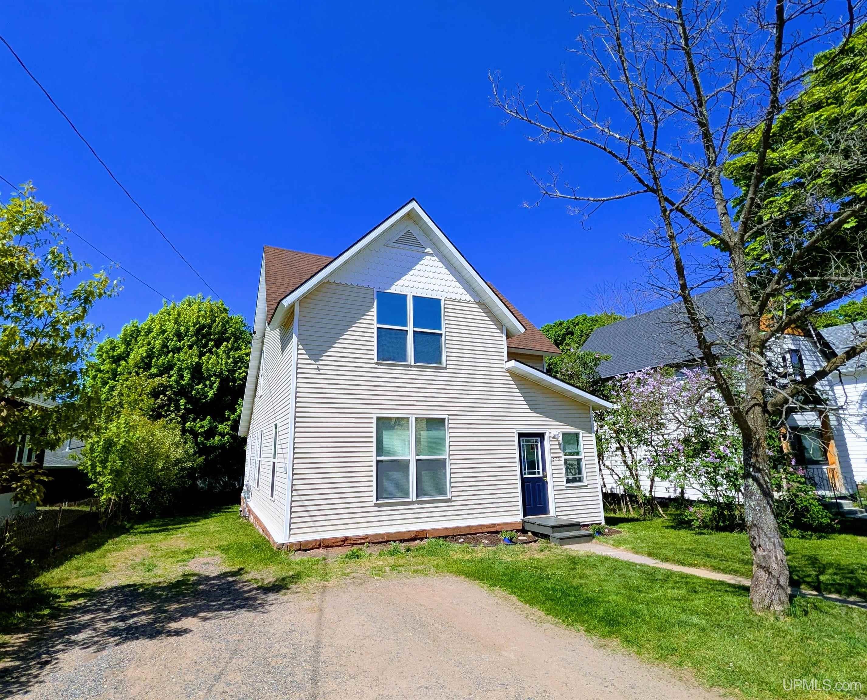 376 Alger Street — photo