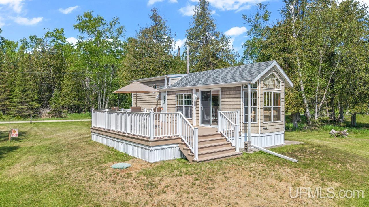 3962 New Wilsey Bay U.25 Road — photo