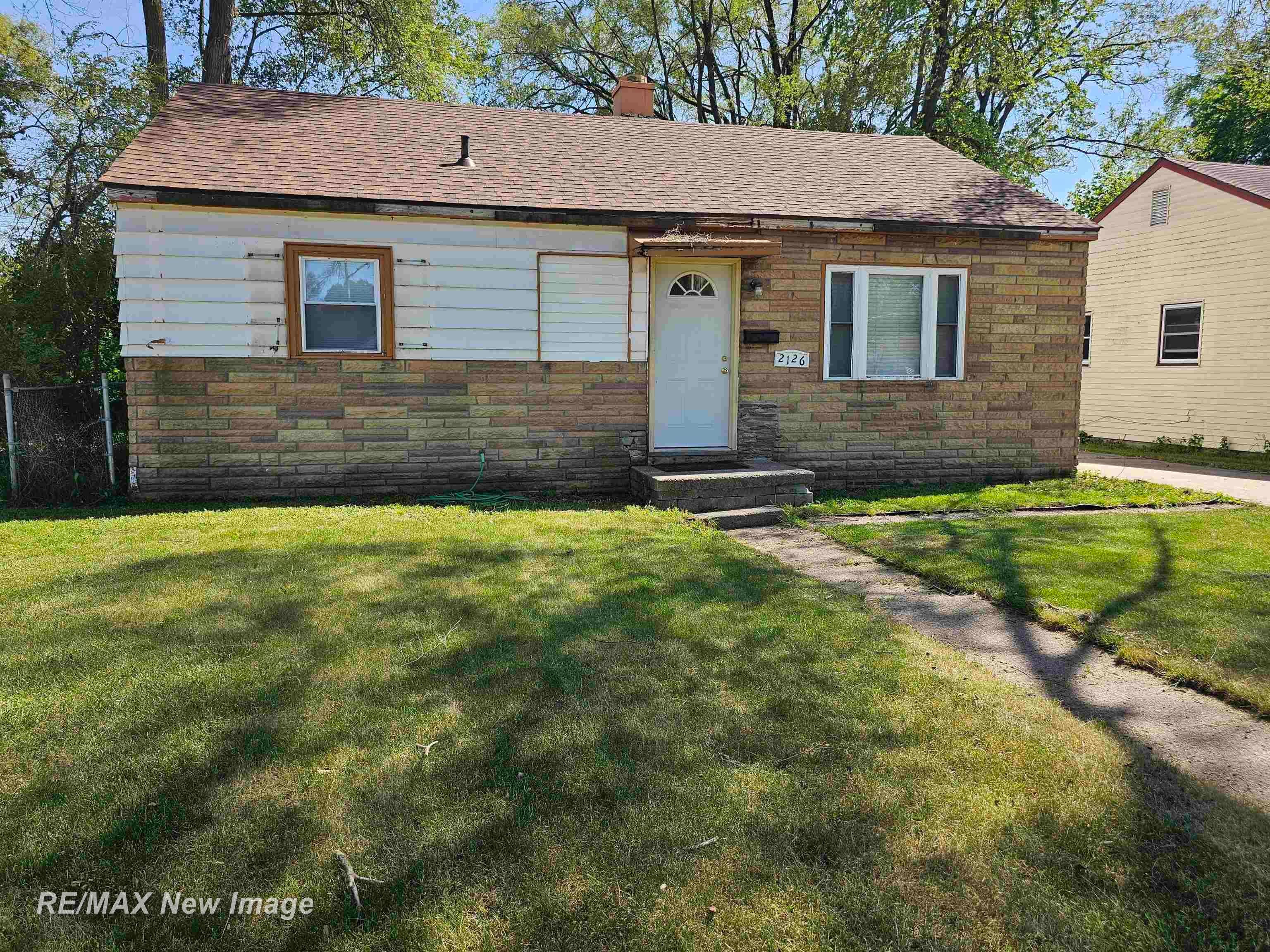 2126 Hammel Street — photo