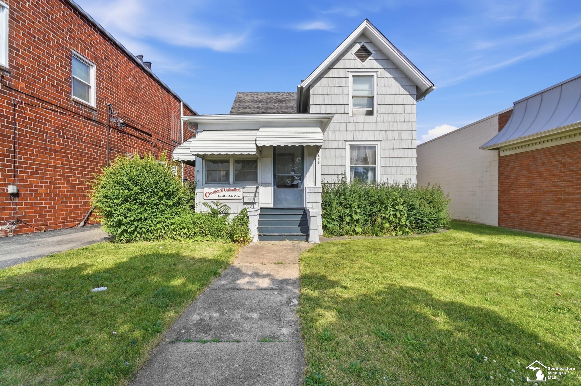 828 S Monroe Street — photo