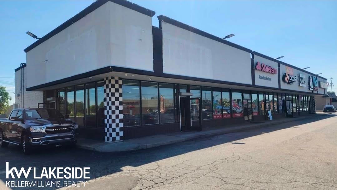 16970 E 13 Mile Road — photo