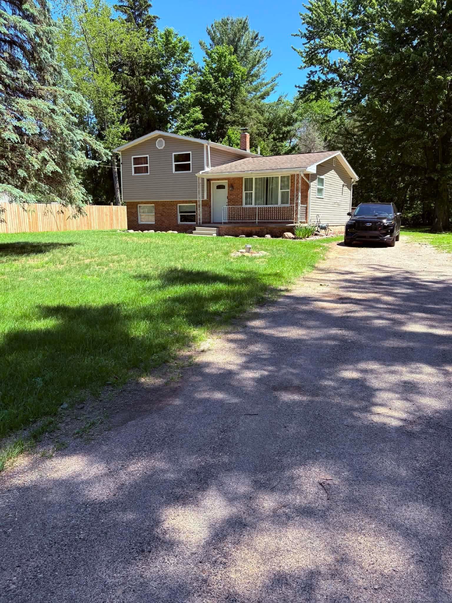 8181 Bray Road — photo