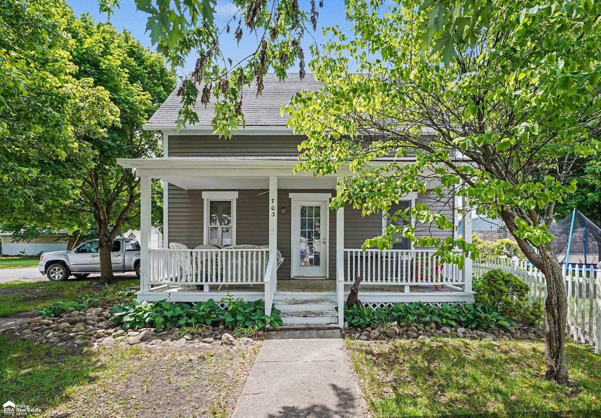 703 Brady Street — photo