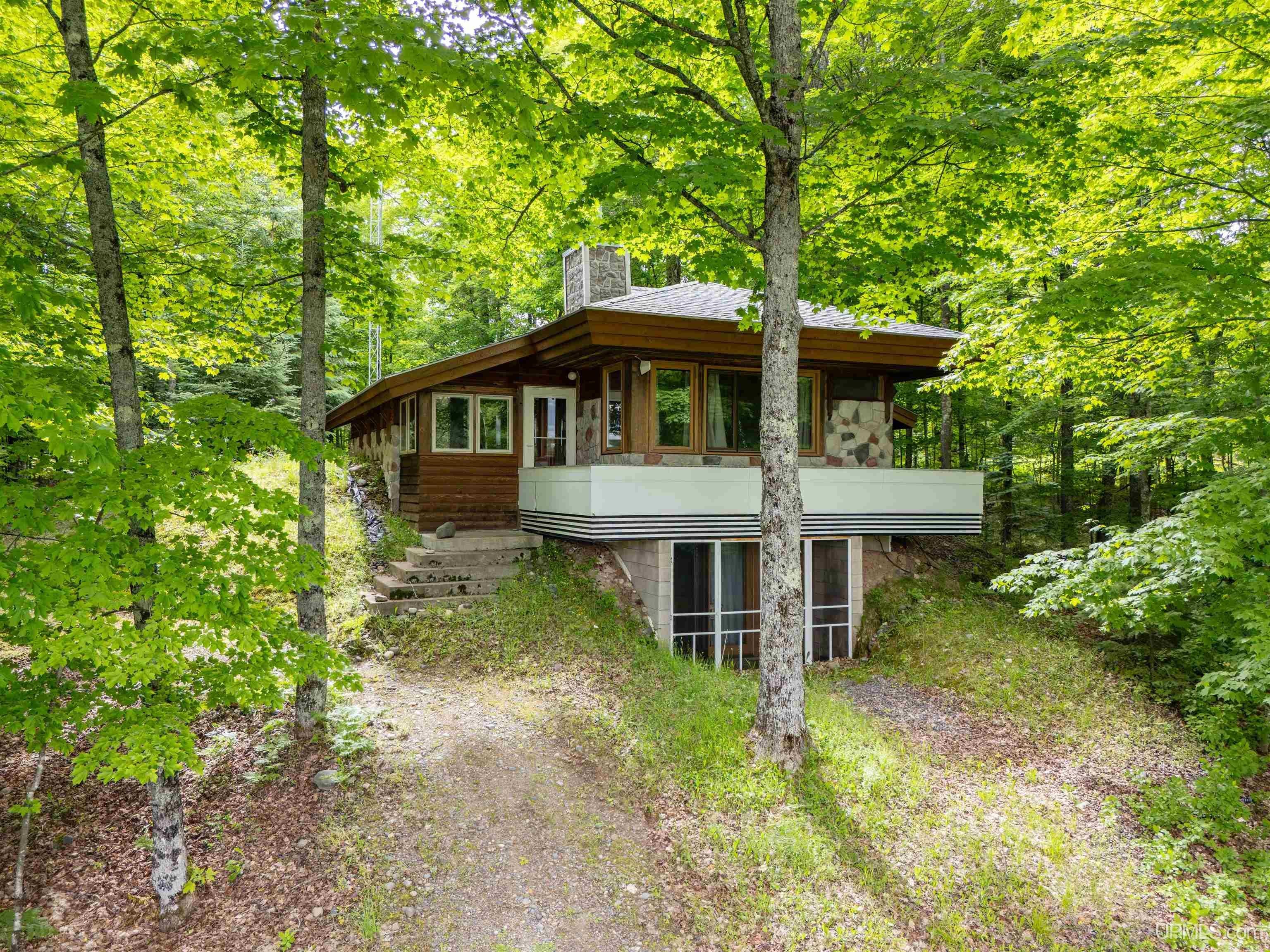 104 N Hagerman Lake Road — photo