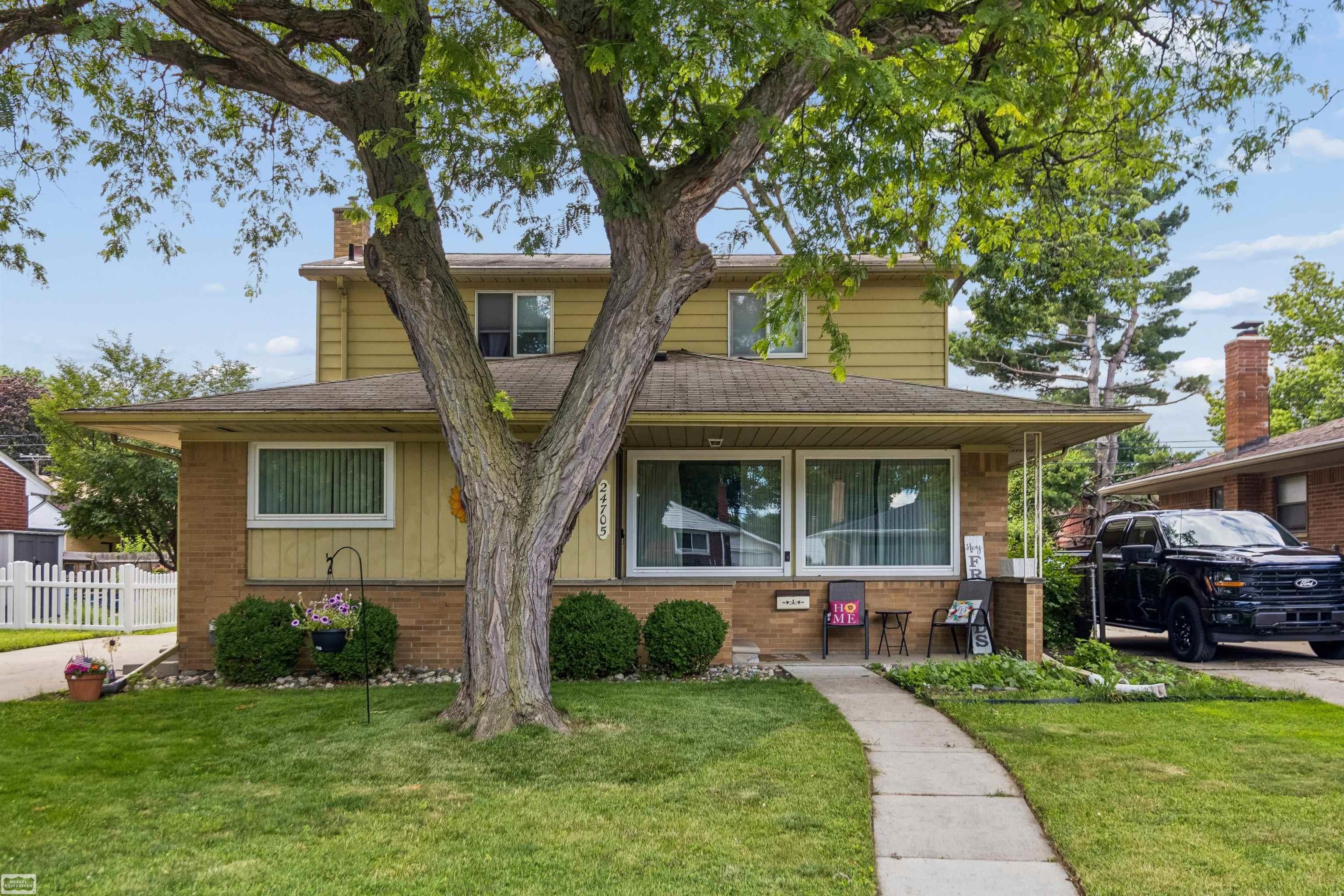 24705 Culver Street — photo