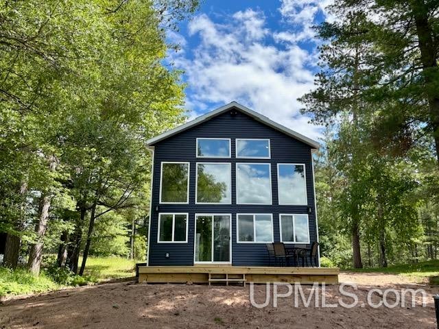 735 Koski Lane — photo
