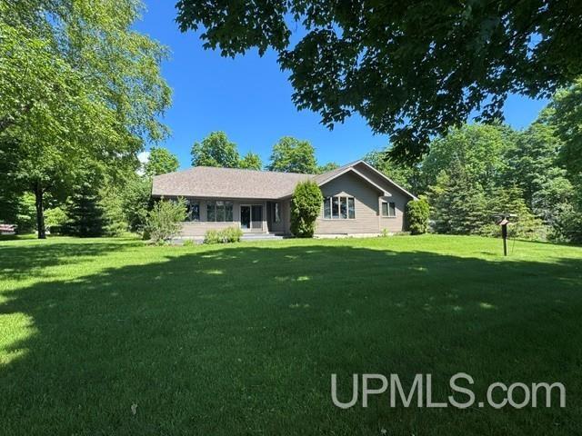 5225 E M35 Highway — photo