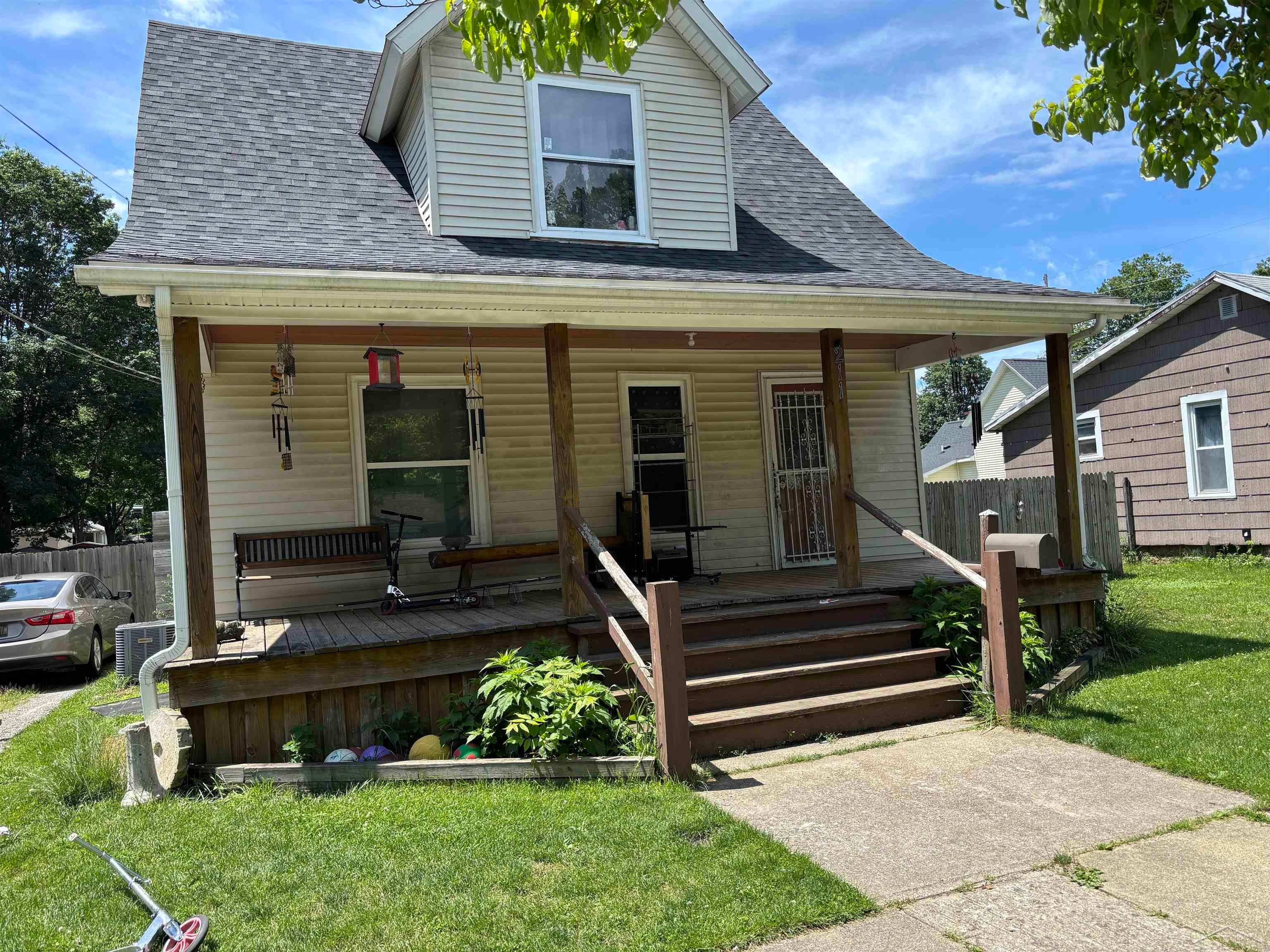 211 James Street — photo