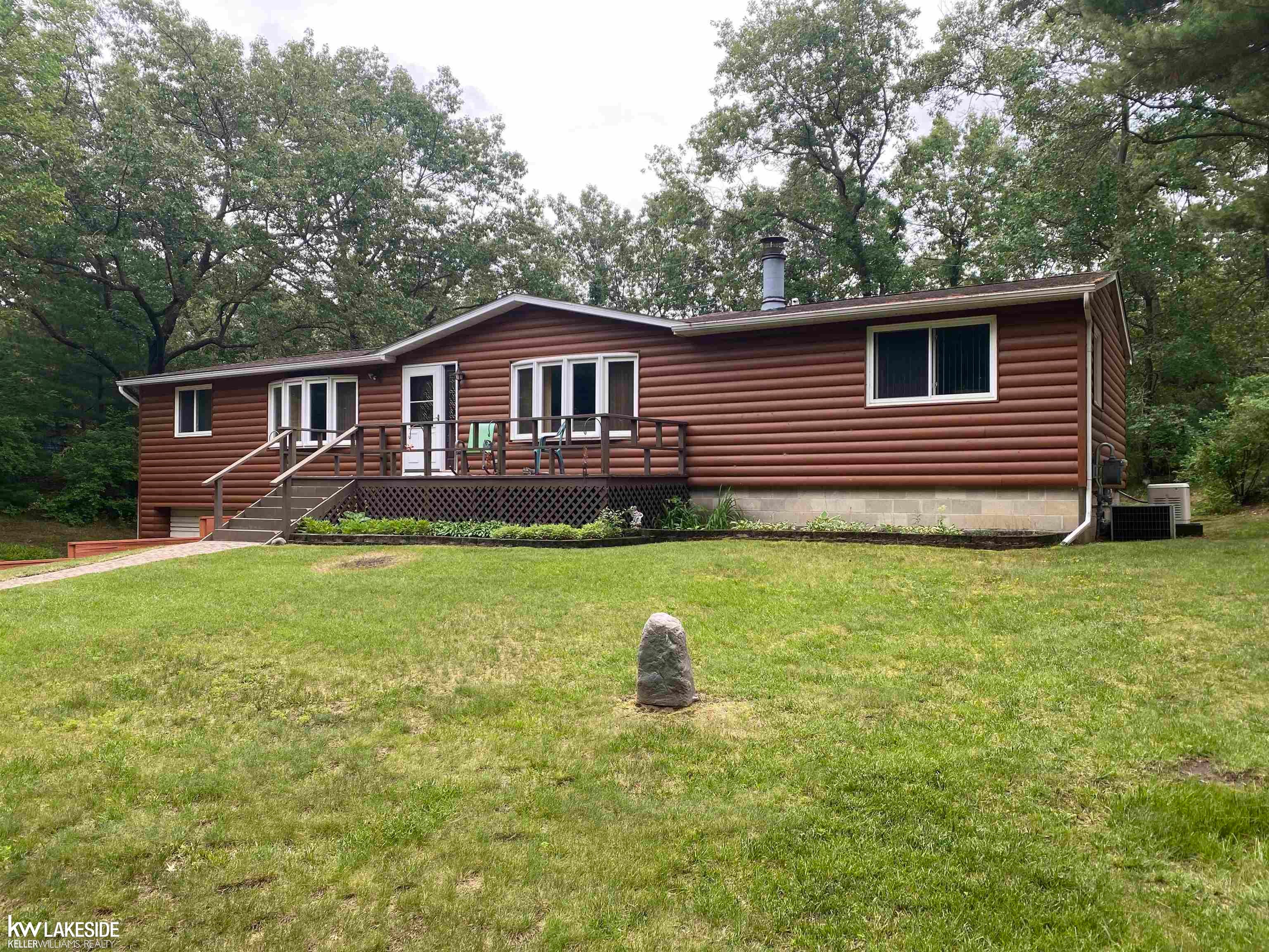 4377 Cochran Road — photo