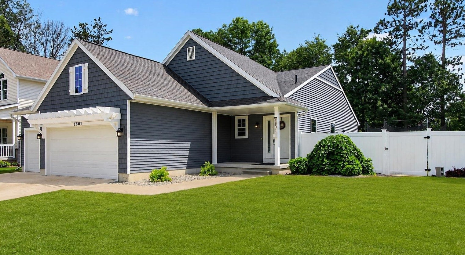 3801 Bobcat Court — photo