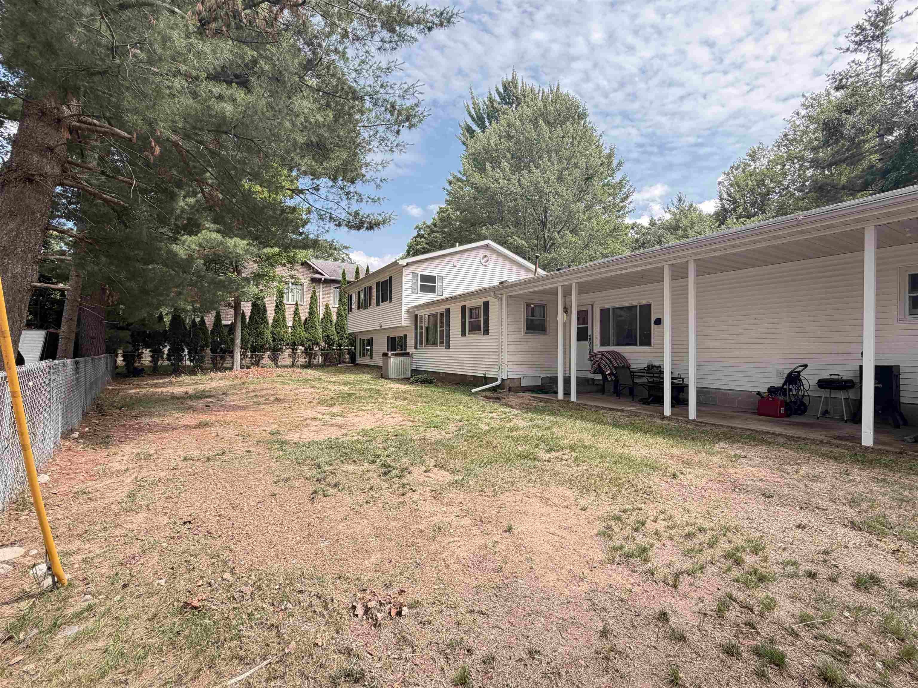 127 E Shadow Lake Road — photo