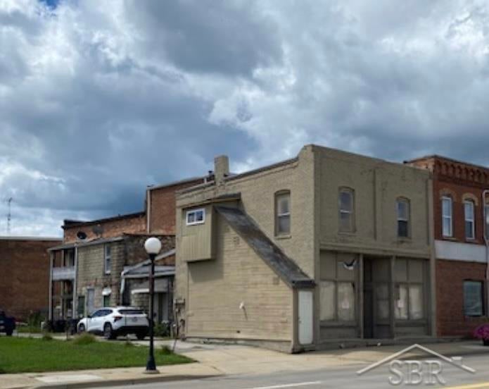 106 E Adrian Street — photo