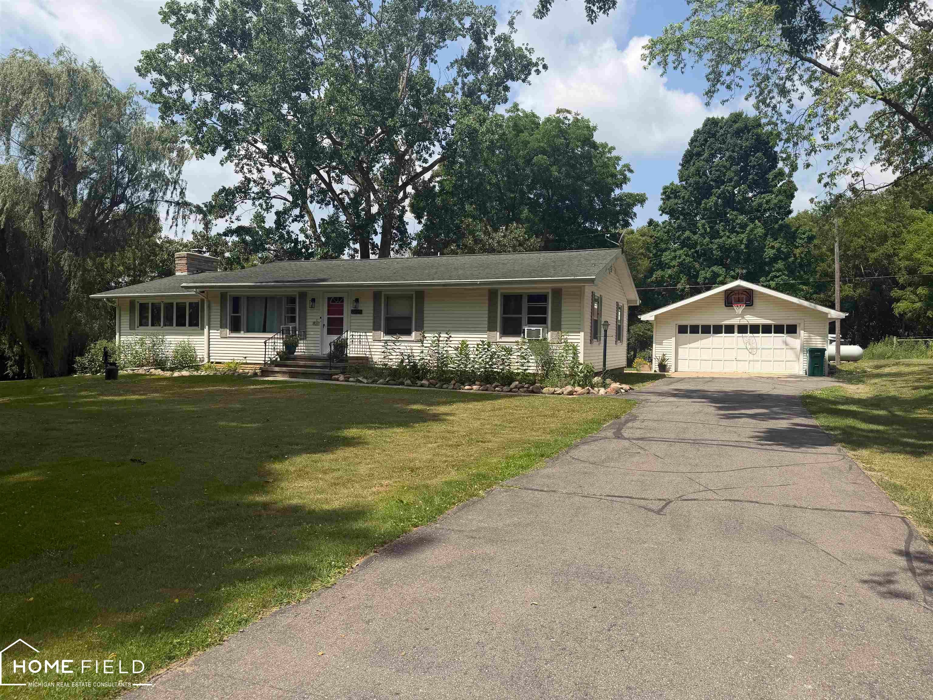 2660 S Morrice Road — photo